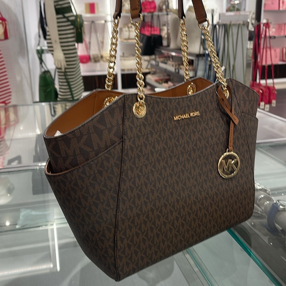 MICHAEL KORS 
Jet Set Large Signature Shoulder Tote Bag
Brown Signature 
NWT - Picture 2 of 16
